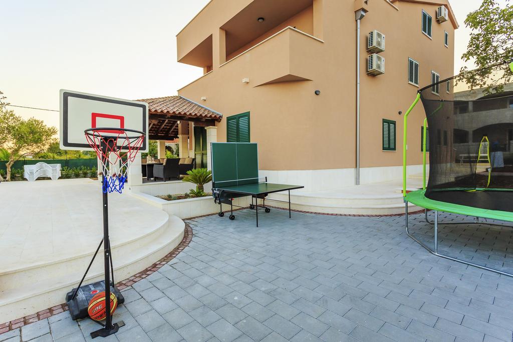 Villa Rusula Rudine  Bagian luar foto